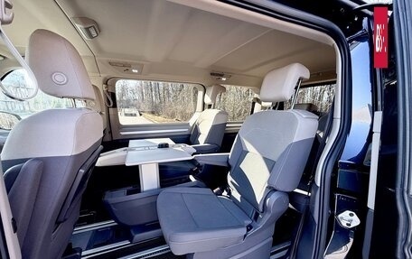 Volkswagen Multivan, 2022 год, 5 579 000 рублей, 29 фотография