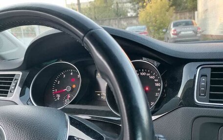 Volkswagen Jetta VI, 2015 год, 1 050 000 рублей, 15 фотография