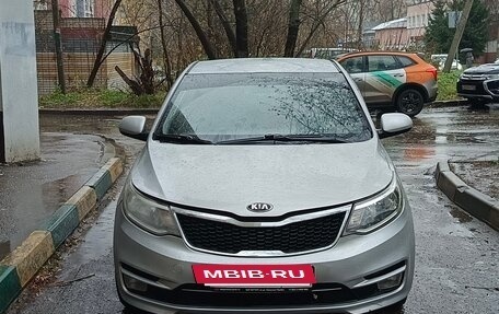KIA Rio III рестайлинг, 2017 год, 600 000 рублей, 2 фотография