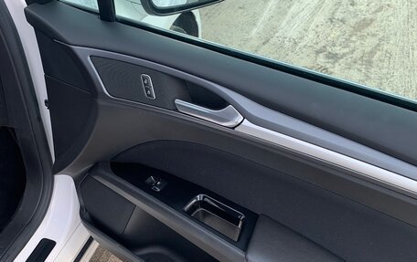 Ford Fusion (North America) II, 2015 год, 1 270 000 рублей, 27 фотография