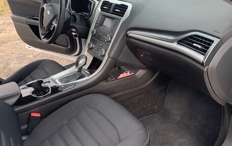 Ford Fusion (North America) II, 2015 год, 1 270 000 рублей, 31 фотография