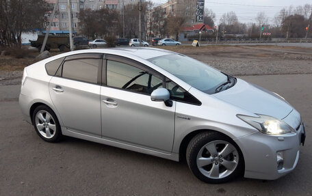 Toyota Prius, 2011 год, 1 299 000 рублей, 9 фотография