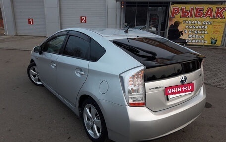 Toyota Prius, 2011 год, 1 299 000 рублей, 2 фотография