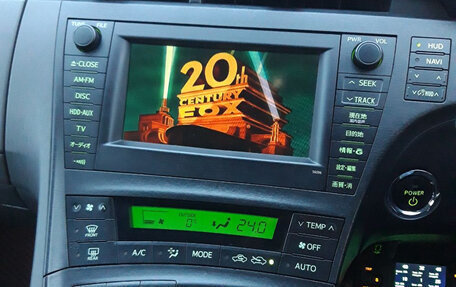 Toyota Prius, 2011 год, 1 299 000 рублей, 30 фотография