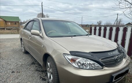 Toyota Camry V40, 2002 год, 780 000 рублей, 1 фотография