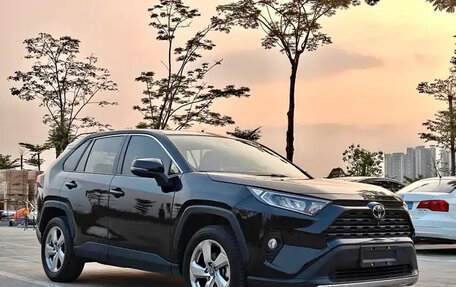 Toyota RAV4, 2021 год, 1 999 155 рублей, 1 фотография