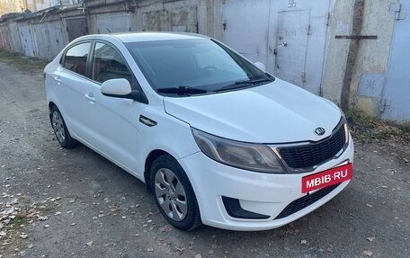 KIA Rio III рестайлинг, 2015 год, 490 000 рублей, 2 фотография