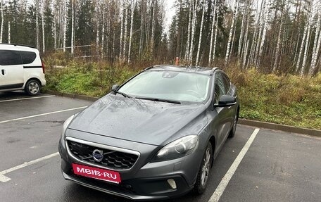 Volvo V40 II рестайлинг, 2013 год, 1 600 000 рублей, 1 фотография