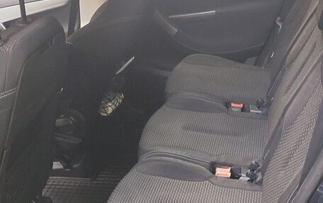 Citroen C4 Picasso II рестайлинг, 2010 год, 600 000 рублей, 6 фотография