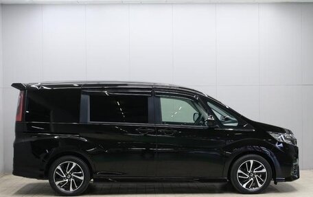 Honda Stepwgn IV, 2021 год, 2 200 008 рублей, 7 фотография