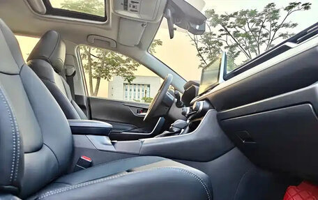 Toyota RAV4, 2021 год, 1 999 155 рублей, 15 фотография