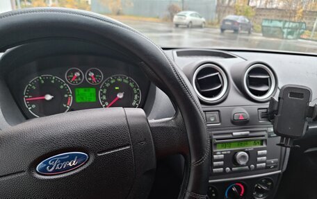 Ford Fiesta, 2007 год, 520 000 рублей, 3 фотография