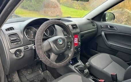 Skoda Yeti I рестайлинг, 2012 год, 690 000 рублей, 13 фотография