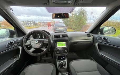 Skoda Yeti I рестайлинг, 2012 год, 690 000 рублей, 17 фотография