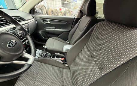 KIA Rio IV, 2017 год, 990 000 рублей, 17 фотография