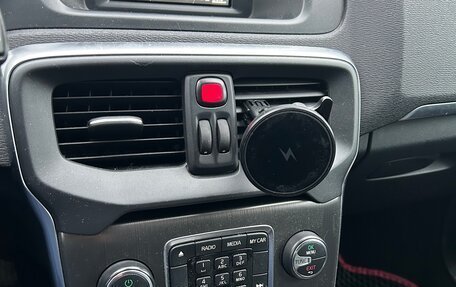 Volvo V40 II рестайлинг, 2013 год, 1 600 000 рублей, 11 фотография