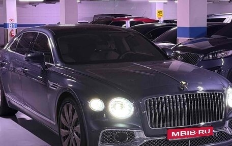 Bentley Flying Spur, 2022 год, 19 800 012 рублей, 1 фотография