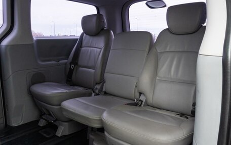 Hyundai Grand Starex Grand Starex I рестайлинг 2, 2019 год, 3 320 000 рублей, 10 фотография