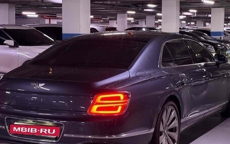 Bentley Flying Spur, 2022 год, 19 800 012 рублей, 4 фотография