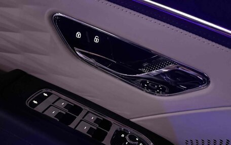 Bentley Flying Spur, 2022 год, 19 800 012 рублей, 12 фотография