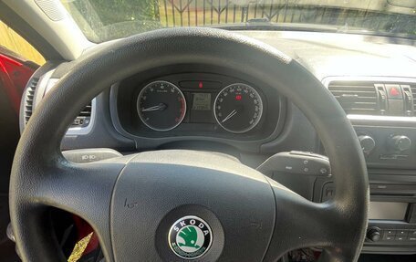 Skoda Fabia II, 2009 год, 340 000 рублей, 3 фотография