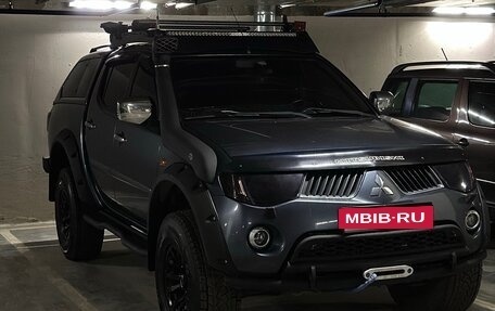 Mitsubishi L200 IV рестайлинг, 2007 год, 3 350 000 рублей, 6 фотография