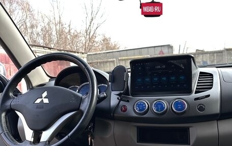 Mitsubishi L200 IV рестайлинг, 2007 год, 3 350 000 рублей, 18 фотография