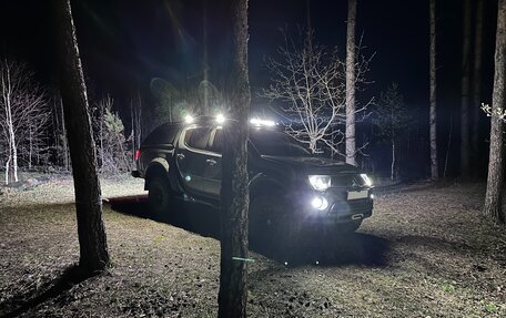 Mitsubishi L200 IV рестайлинг, 2007 год, 3 350 000 рублей, 32 фотография