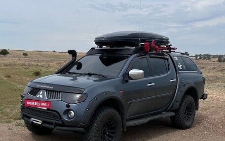 Mitsubishi L200 IV рестайлинг, 2007 год, 3 350 000 рублей, 31 фотография