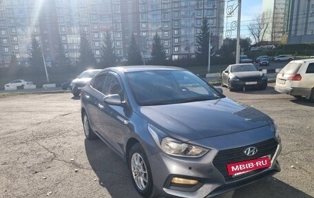 Hyundai Solaris II рестайлинг, 2018 год, 1 350 000 рублей, 2 фотография