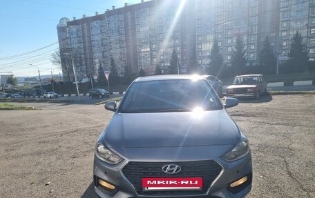 Hyundai Solaris II рестайлинг, 2018 год, 1 350 000 рублей, 3 фотография