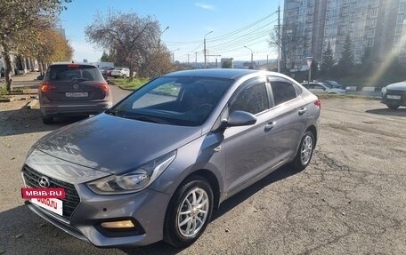 Hyundai Solaris II рестайлинг, 2018 год, 1 350 000 рублей, 4 фотография