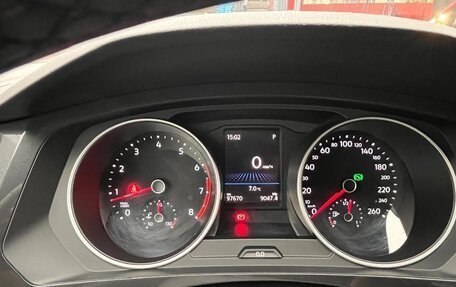 Volkswagen Tiguan II, 2018 год, 2 700 000 рублей, 10 фотография