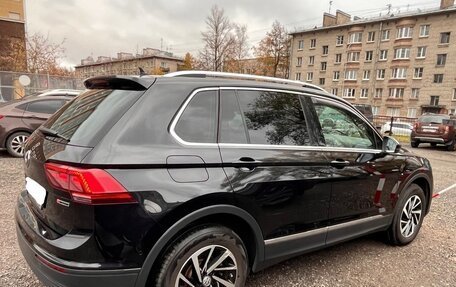 Volkswagen Tiguan II, 2018 год, 2 700 000 рублей, 6 фотография
