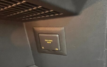 Volkswagen Tiguan II, 2018 год, 2 700 000 рублей, 22 фотография