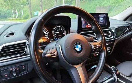 BMW 1 серия, 2021 год, 1 925 000 рублей, 10 фотография