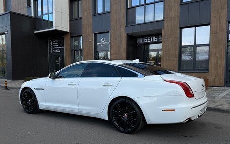 Jaguar XJ IV (X351), 2015 год, 1 680 000 рублей, 1 фотография