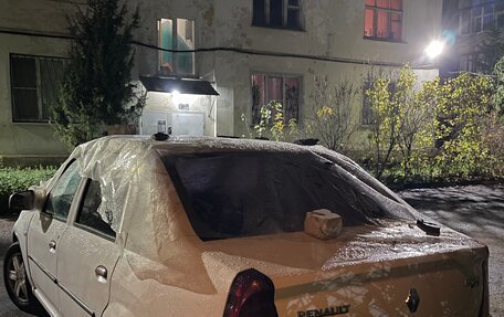 Renault Logan I, 2013 год, 200 000 рублей, 2 фотография