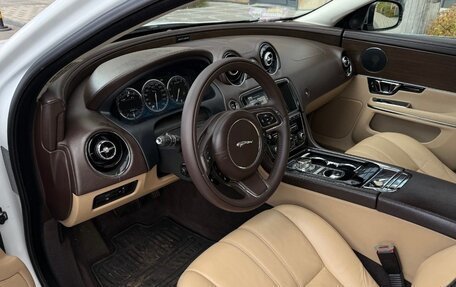 Jaguar XJ IV (X351), 2015 год, 1 680 000 рублей, 3 фотография