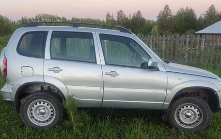Chevrolet Niva I рестайлинг, 2013 год, 470 000 рублей, 4 фотография