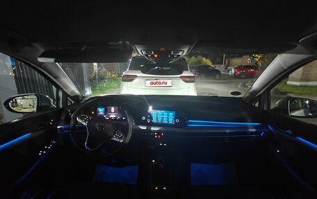 Volkswagen Golf VIII, 2021 год, 1 850 000 рублей, 3 фотография