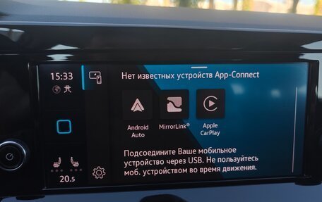 Volkswagen Golf VIII, 2021 год, 1 850 000 рублей, 20 фотография