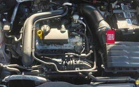 Volkswagen Golf VIII, 2021 год, 1 850 000 рублей, 13 фотография