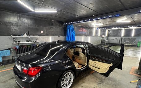 BMW 7 серия, 2013 год, 1 950 000 рублей, 4 фотография