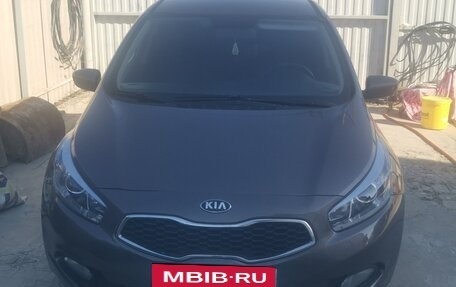 KIA cee'd III, 2014 год, 1 000 000 рублей, 2 фотография