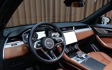 Jaguar F-Pace, 2022 год, 3 790 011 рублей, 6 фотография