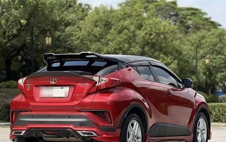 Toyota C-HR I рестайлинг, 2021 год, 1 800 155 рублей, 6 фотография