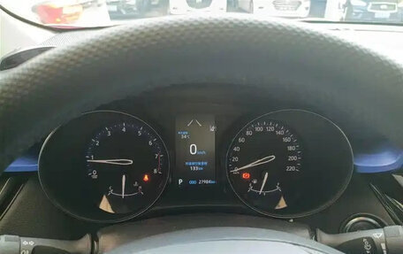 Toyota C-HR I рестайлинг, 2021 год, 1 800 155 рублей, 13 фотография