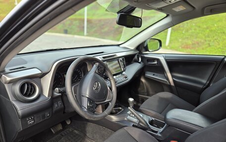 Toyota RAV4, 2017 год, 3 120 000 рублей, 10 фотография