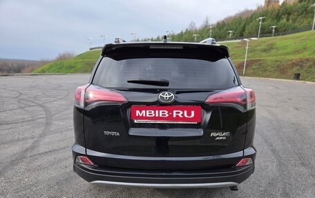 Toyota RAV4, 2017 год, 3 120 000 рублей, 6 фотография